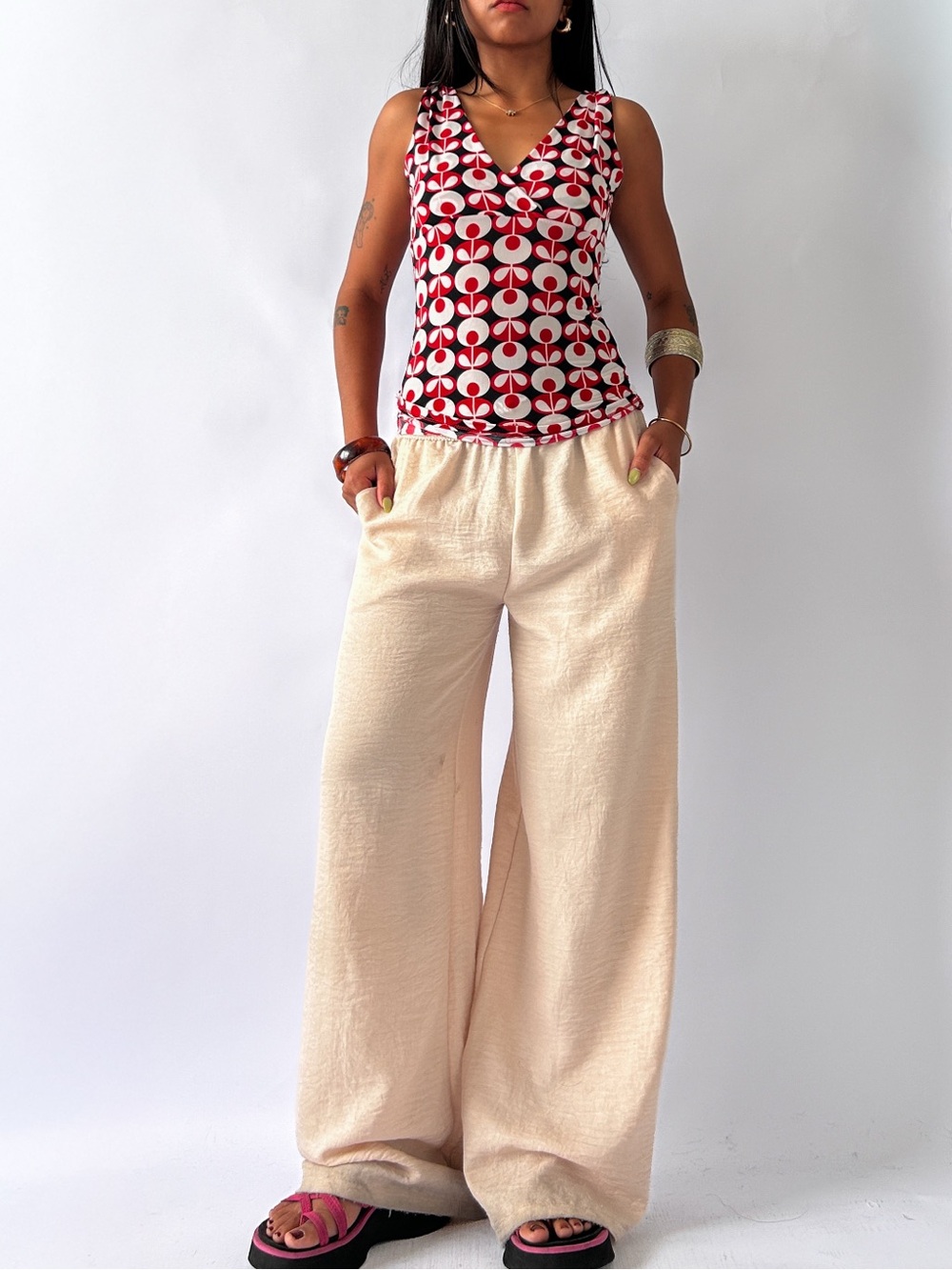 Women's Red Geo Print V-Neck Tank Top